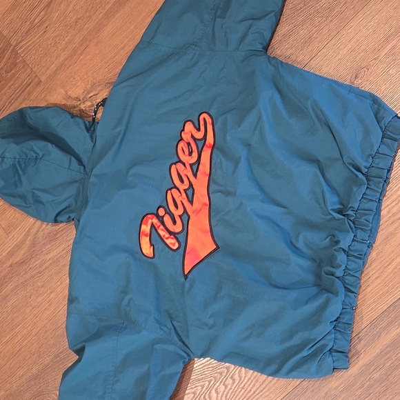 VINTAGE DISNEY TIGGER COAT... #6670
